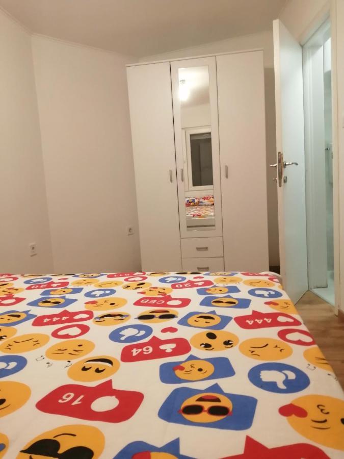 Sveti Stefan- Apartment Dora Eksteriør billede